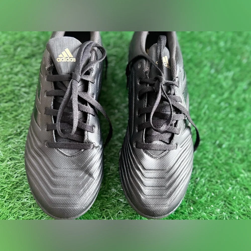 Adidas Predator‎ Men’s Black Running Shoes Sneakers F35635 Size 7